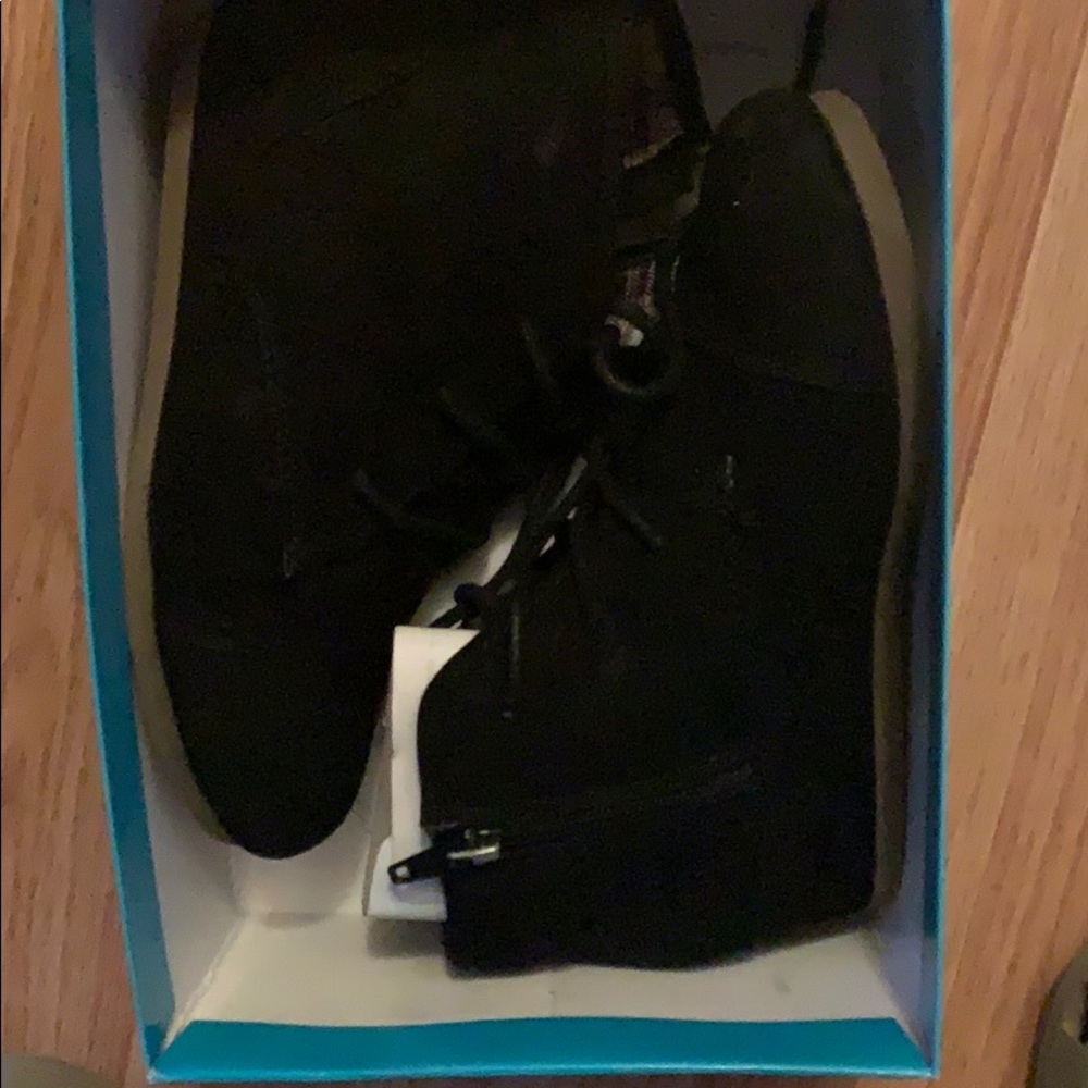 Black kids bootie with small wedge heel size 2